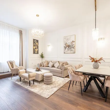 Exclusive 2bdrm By Prestige Homes Lejlighed *